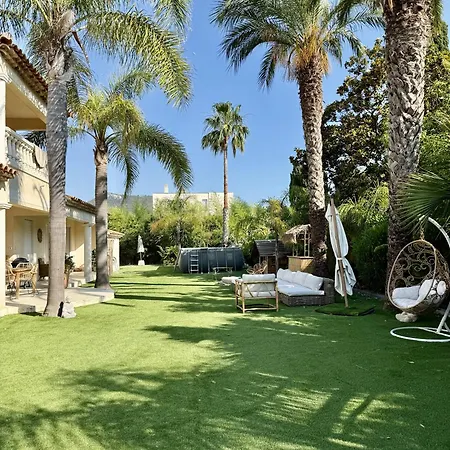 Spacious Quiet Comfortable - Independant - 150m From Famous - Plenty Car Park Βίλα Les Lecques