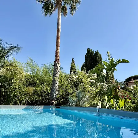 Spacious Quiet Comfortable - Independant - 150m From Famous - Plenty Car Park * Les Lecques