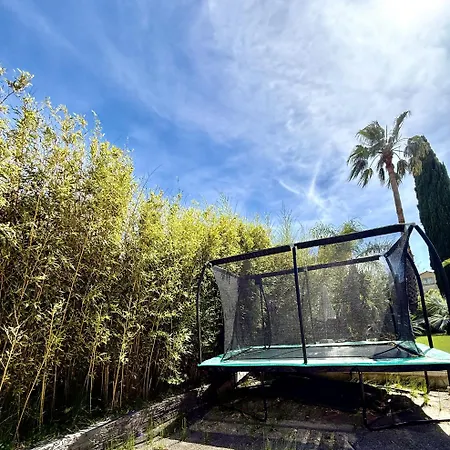 Βίλα Spacious Quiet Comfortable - Independant - 150m From Famous - Plenty Car Park